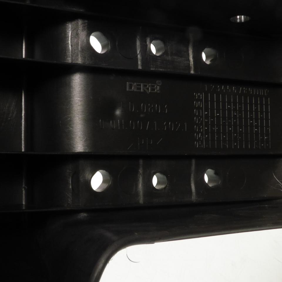 Garde boue avant origine pour moto Derbi 50 Senda 00H00713021 / ED0803 Neuf