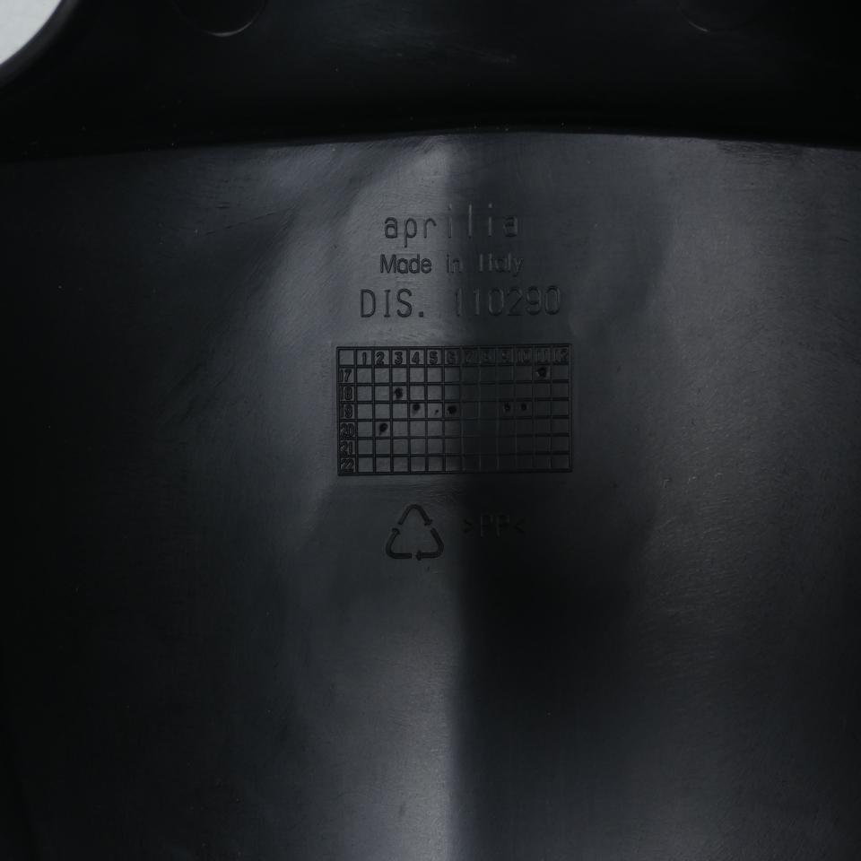 Garde boue avant origine pour moto Aprilia 125 RS 2017 à 2018 897700 Noir Neuf