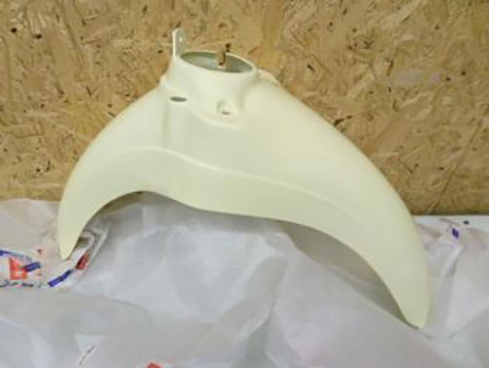 Garde boue avant origine pour Scooter Aprilia 50 Scarabeo 1993 à 1997 AP8226336 Neuf