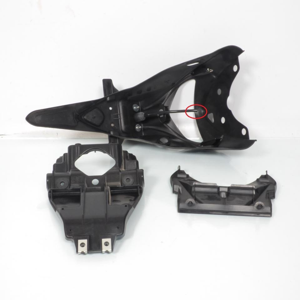 Bavette arrière origine pour moto Suzuki 650 Gladius 2009 à 2013 63112-44H00