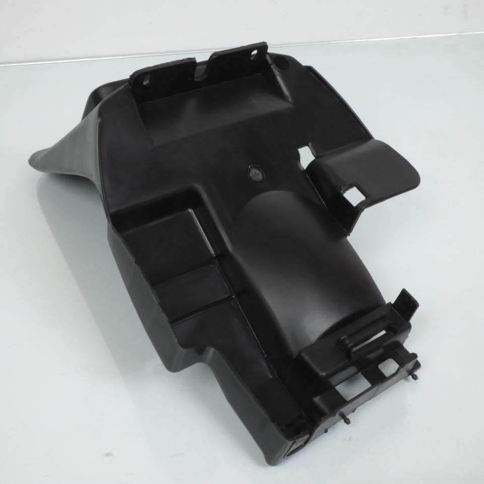 Bavette arrière pour scooter chinois TNT 50 Roma 2 / 3 moteur 2 temps et 4 temps