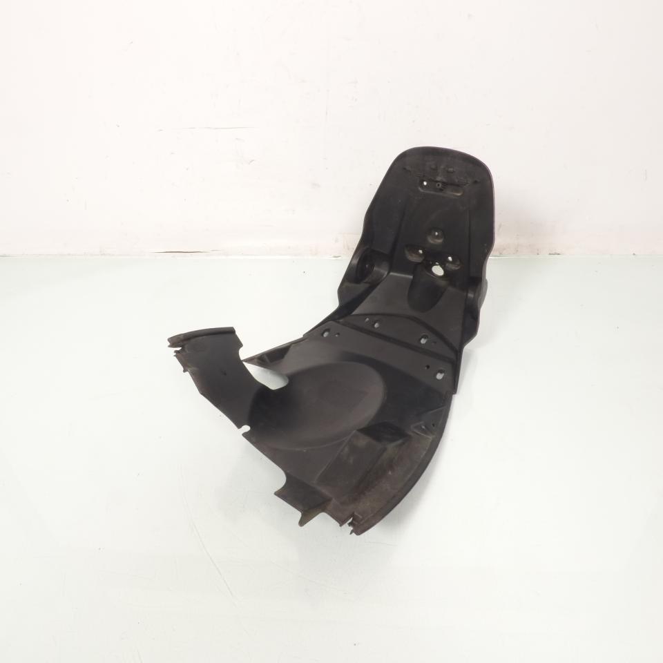 Bavette arrière pour scooter Peugeot 50 STREETZONE 1178517300 796992 Occasion