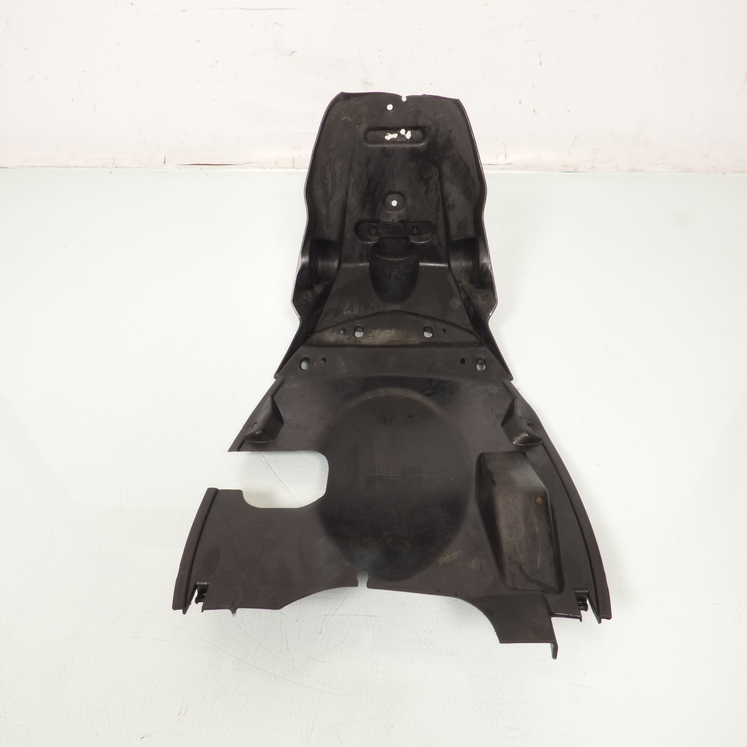 Bavette AR pour scooter Peugeot 50 Streetzone 10P 2001425000 796992 Occasion