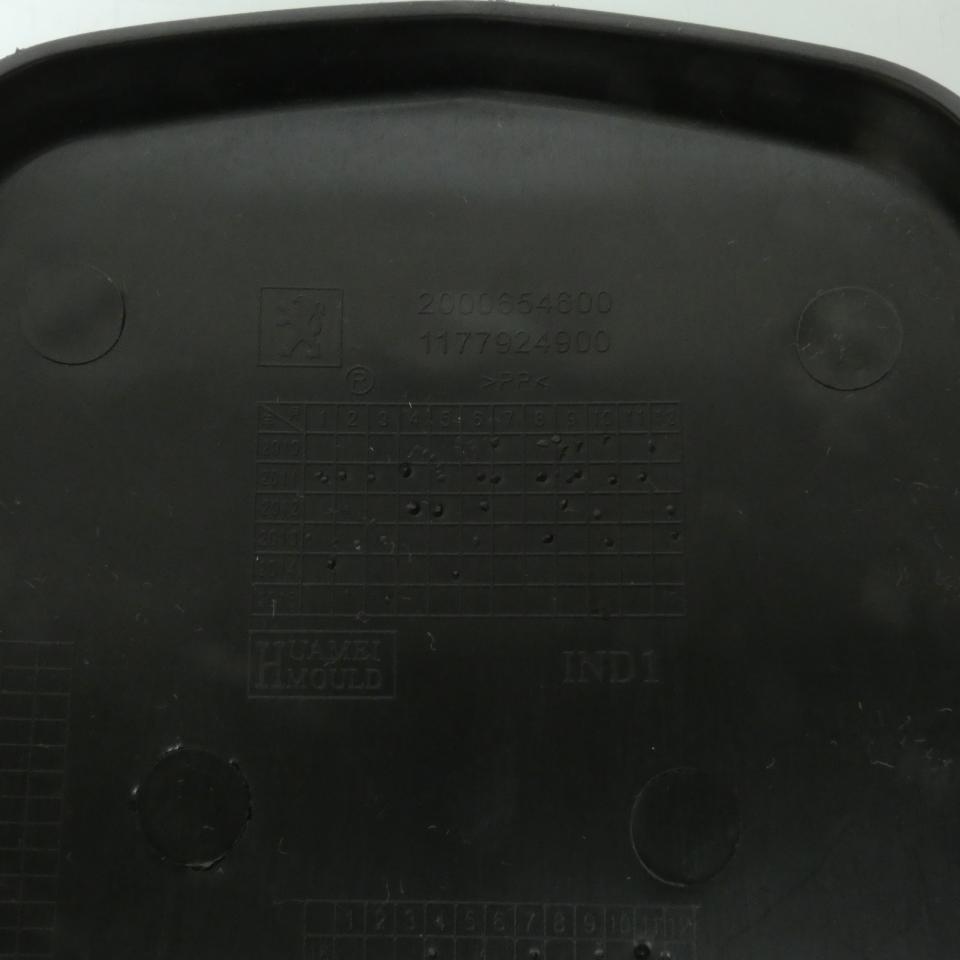 Bavette arrière origine pour scooter Peugeot 50 Kisbee 2T 2013 à 2020 779249 / 1177924900 Neuf en destockage