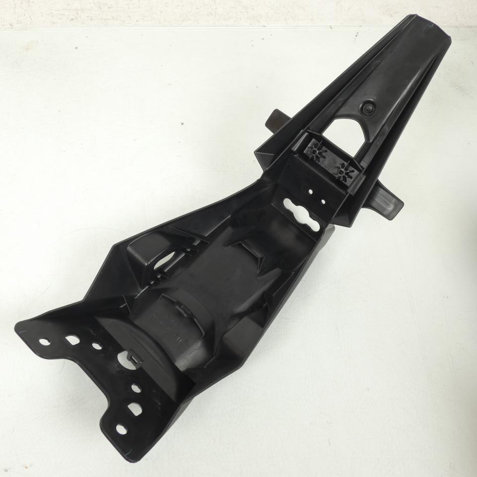 Bavette arrière pour moto Suzuki 750 GSR 2011 à 2015 63113-08J00-000 Occasion
