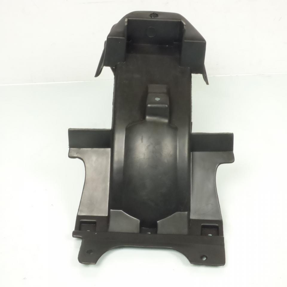 Passage de roue bavette arrière pour scooter Yiying 125 YY125T-7 TI07-070200002