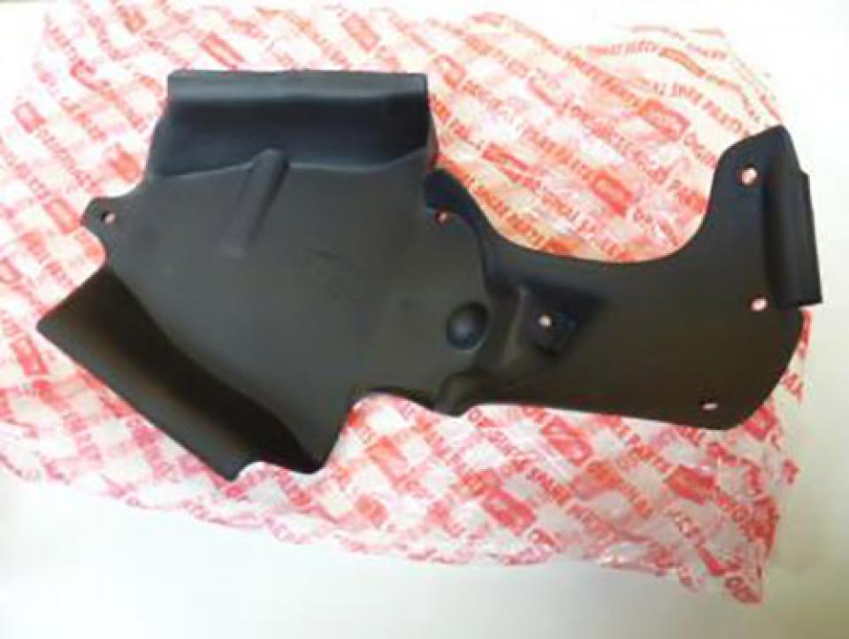 Passage de roue origine pour Scooter Aprilia 125 Scarabeo 1999 à 2004 AP8139283 Neuf