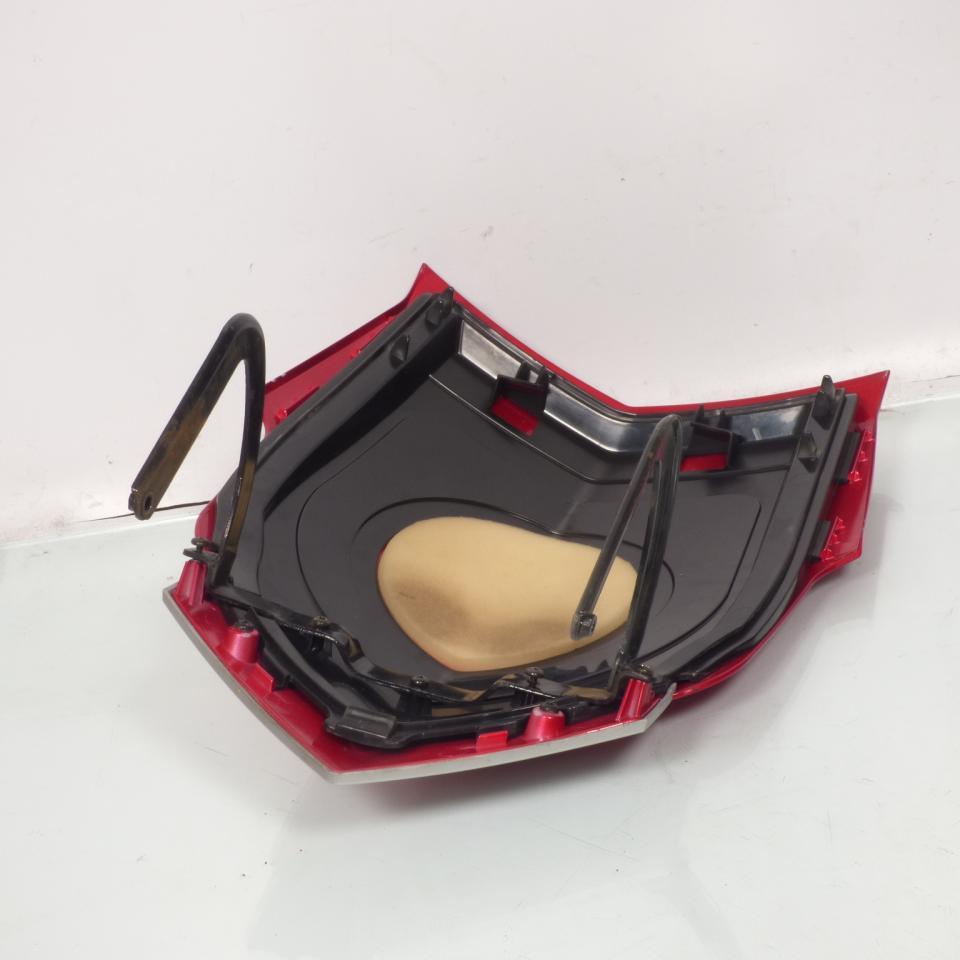 Trappe Tablier AV pour scooter Peugeot 50 New Vivacity 775224 rouge Occasion