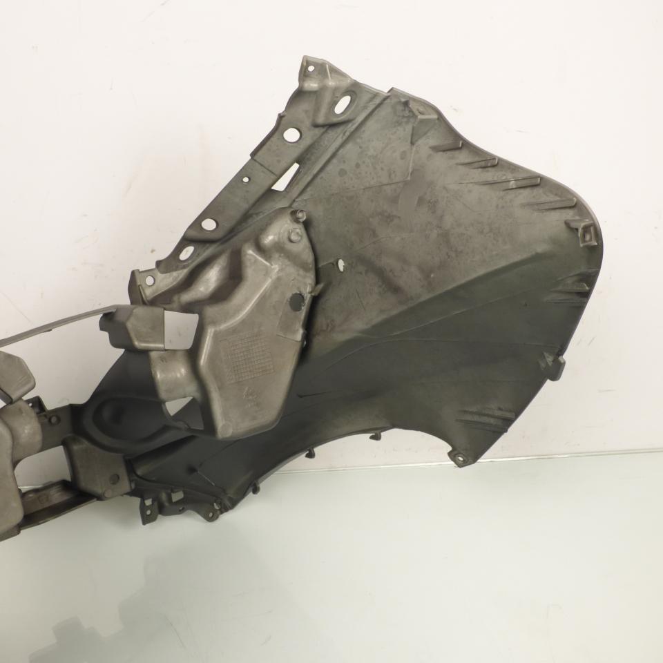 Tablier avant Vert 333/A pour scooter Piaggio 300 MP3 2016-2020 1B006603000XV7