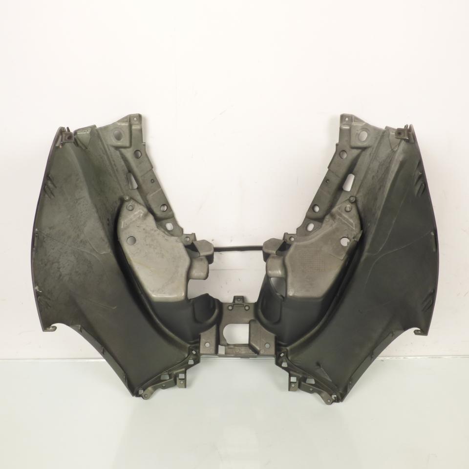 Tablier avant Vert 333/A pour scooter Piaggio 300 MP3 2016-2020 1B006603000XV7