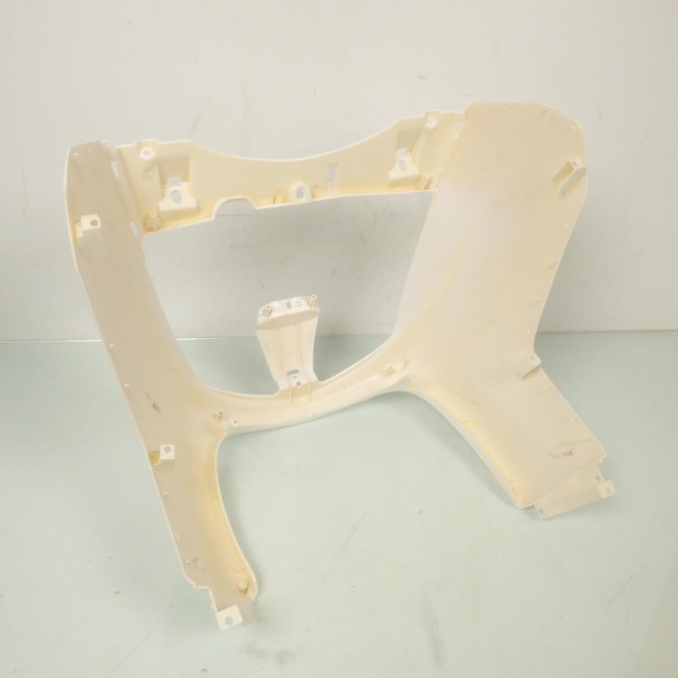 Tablier avant blanc pour scooter MBK 125 Skycruiser 2006 à 2009 1B9-F8351-00