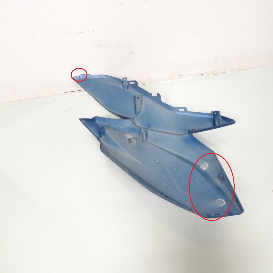Tablier avant droit origine pour scooter Kymco 400 X-citing S 64302-ADG5