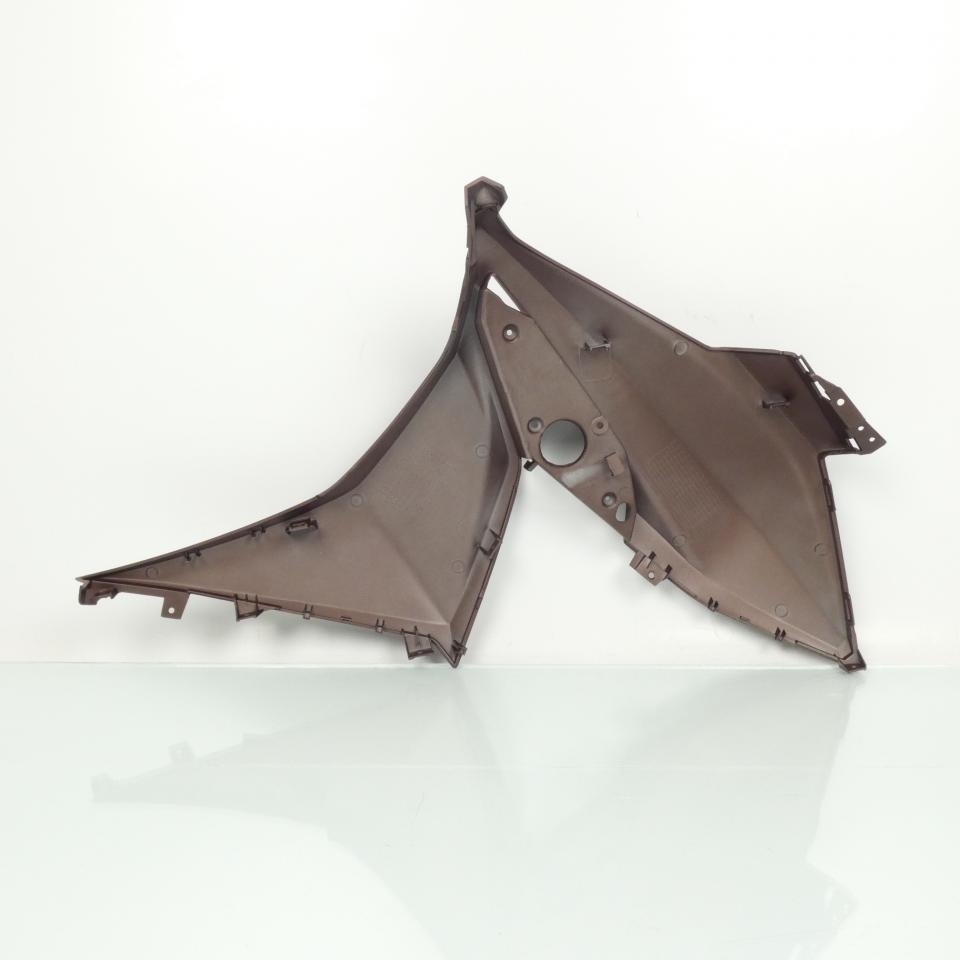 Tablier avant droit marron origine pour scooter Sym 50 Jet 14 64301X8A000AJ Neuf