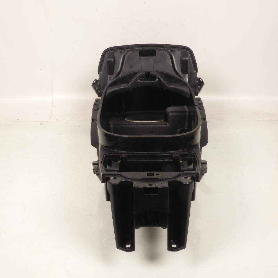 Coffre origine pour scooter Piaggio 125 X8 2004-2005 ZAPM36300 / 620270 Occasion