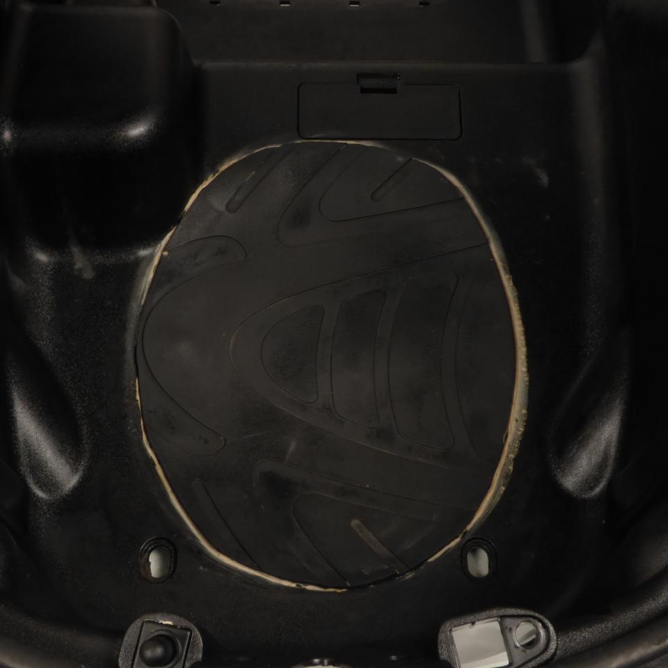 Coffre origine pour scooter Piaggio 125 X8 2004-2005 ZAPM36300 / 620270 Occasion