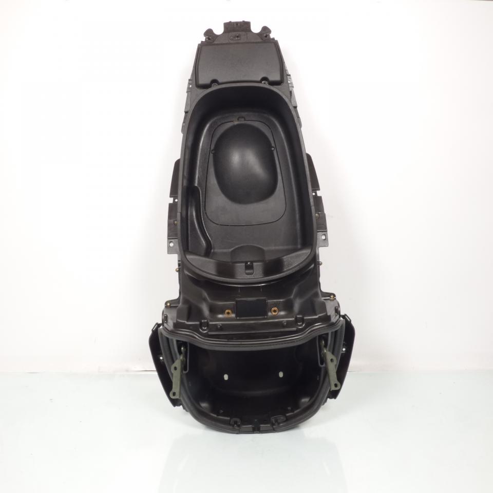 Coffre origine pour scooter Piaggio 623122 Occasion