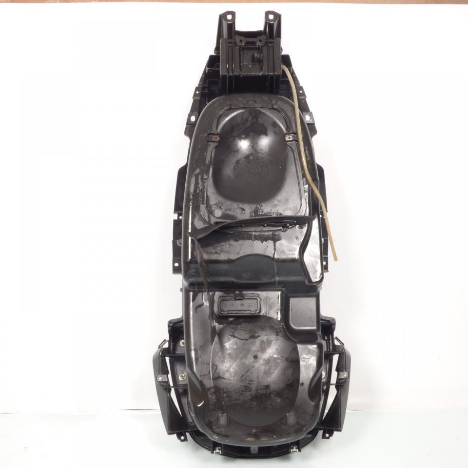 Coffre origine pour scooter Piaggio 623122 Occasion