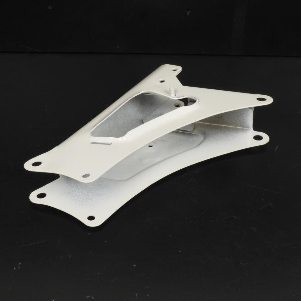 Coffre boite à outils blanche support de selle pour mobylette Peugeot 103 MVL
