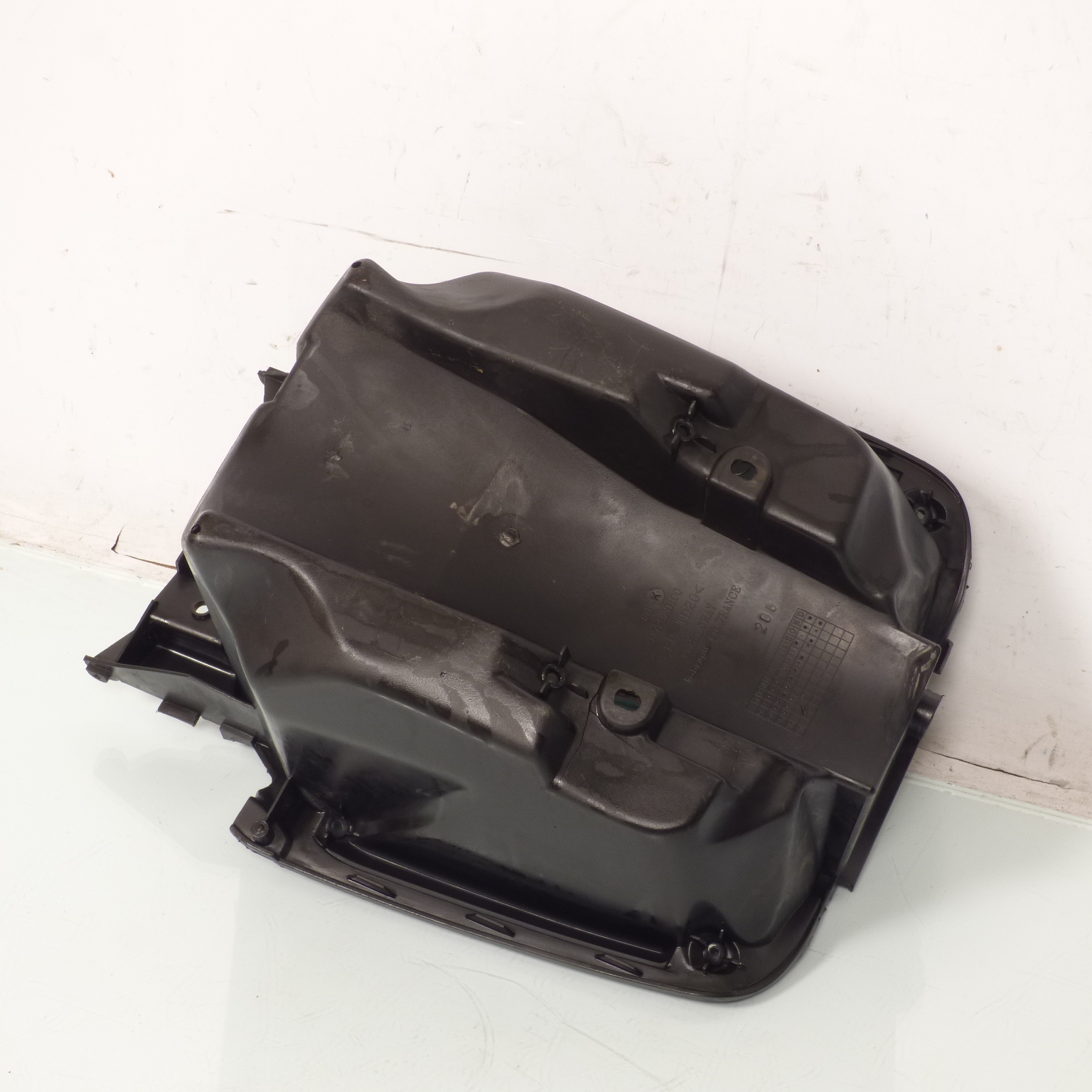 Coffre origine pour scooter Peugeot 50 Buxy 1994 à 1997 1172920100 Occasion