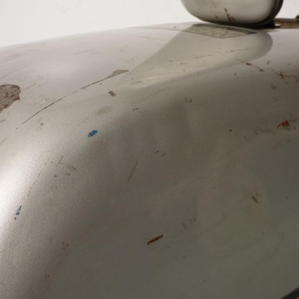 Réservoir à carburant origine pour moto Honda 125 CB Occasion