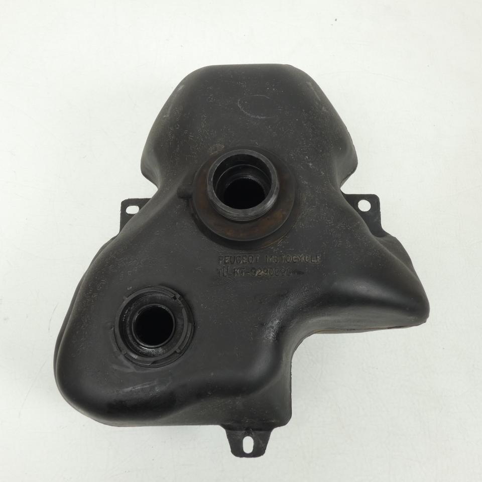 photo piece : Réservoir à carburant->Peugeot Elyseo