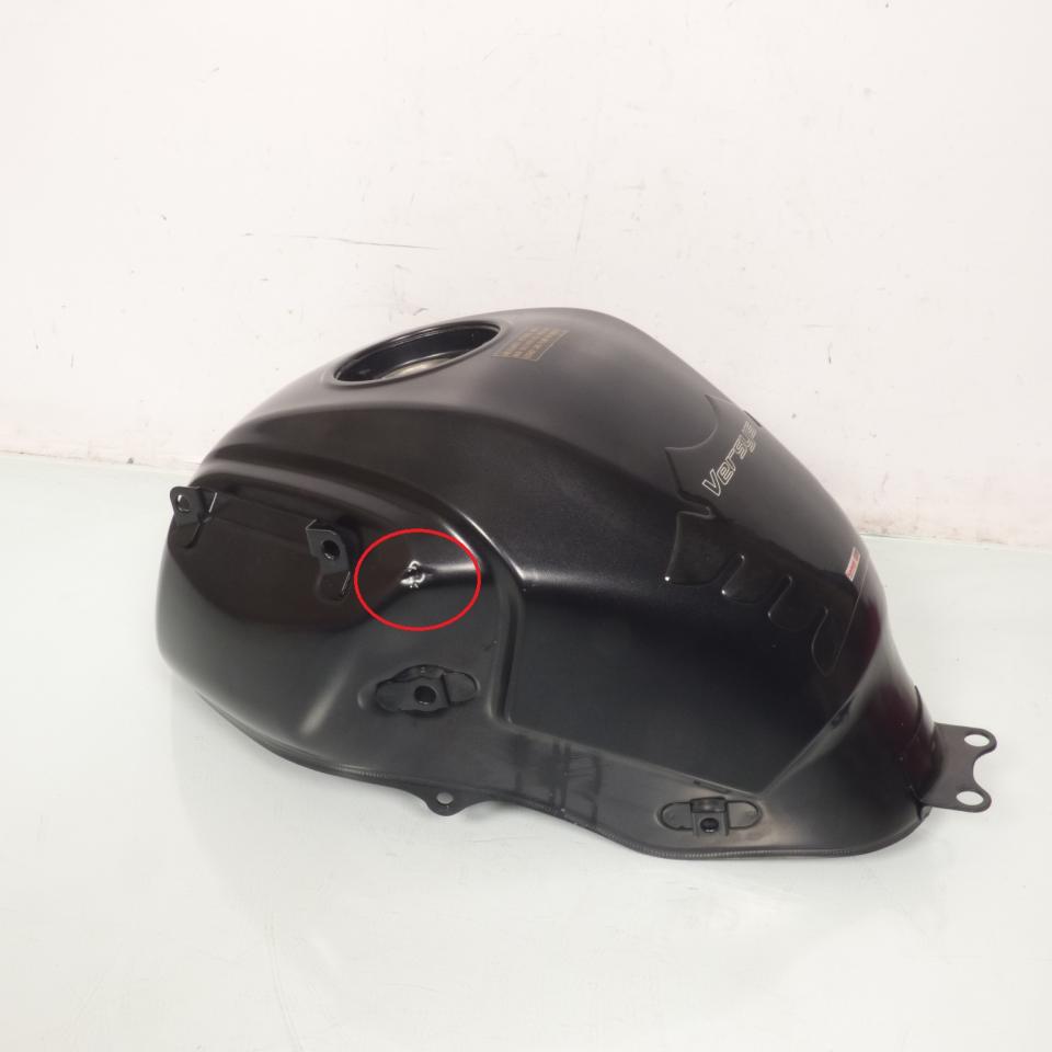 photo piece : Réservoir à carburant->Kawasaki Versys
