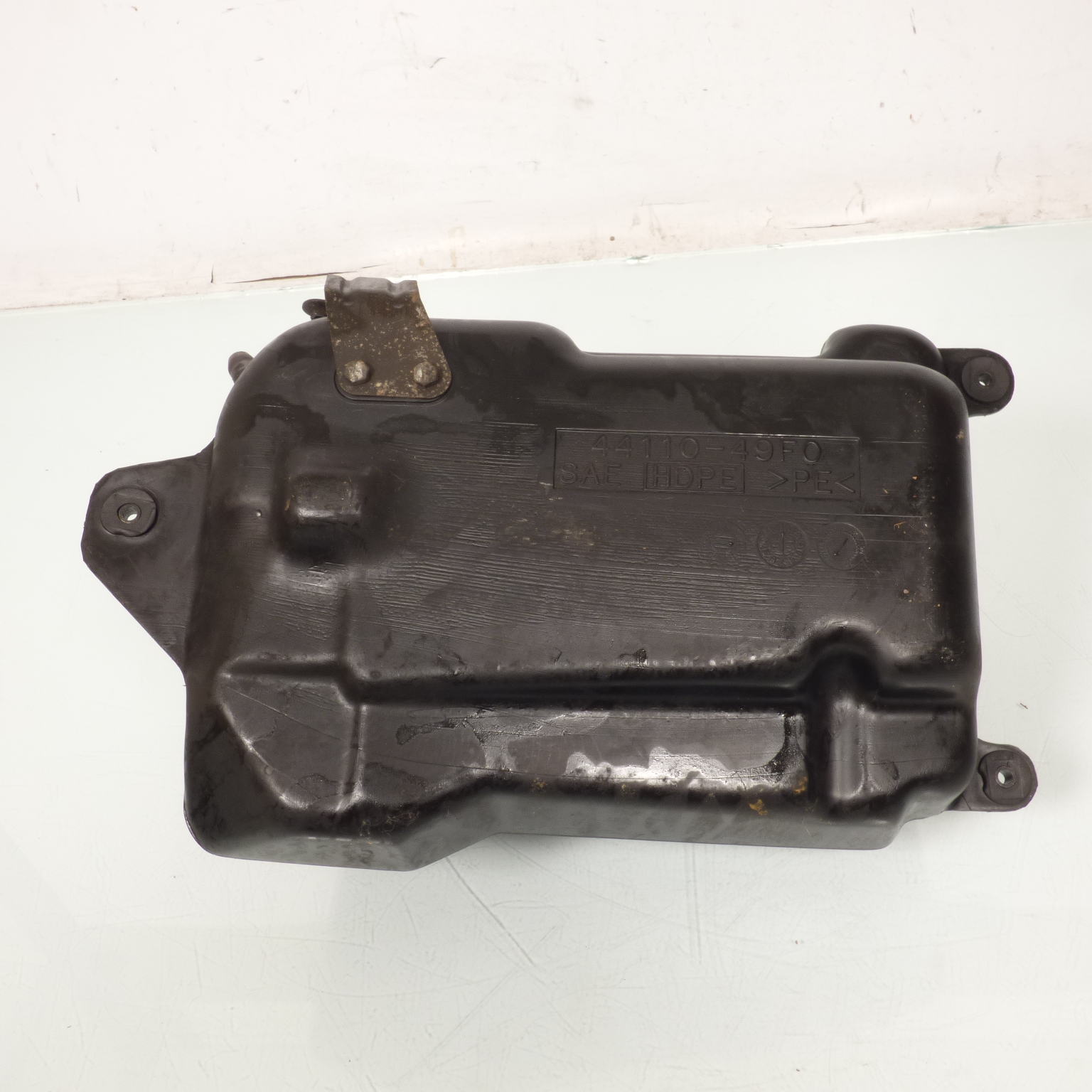 Réservoir a carburant origine pour scooter Suzuki 125 Burgman 02-06 44110-49F0