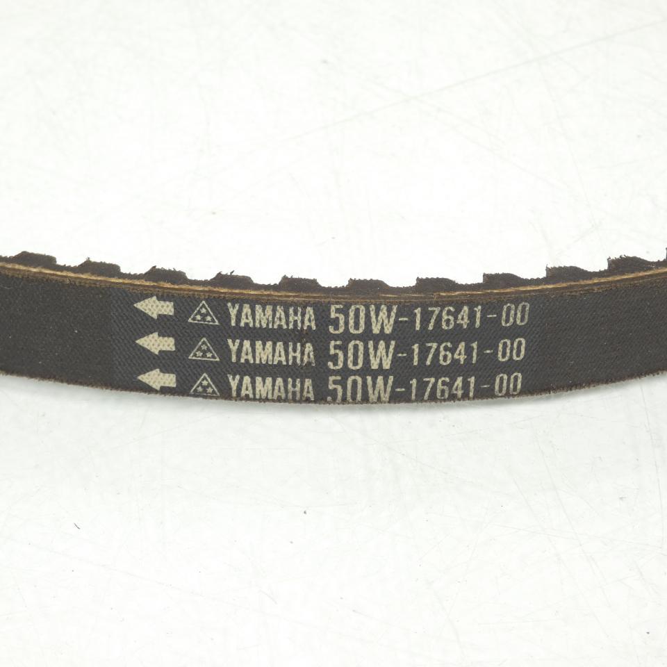 Courroie de transmission origine pour Scooter Yamaha 125 Riva 1985 à 2000 50W-17641-00-00 / 50W-17641-01-00 Neuf
