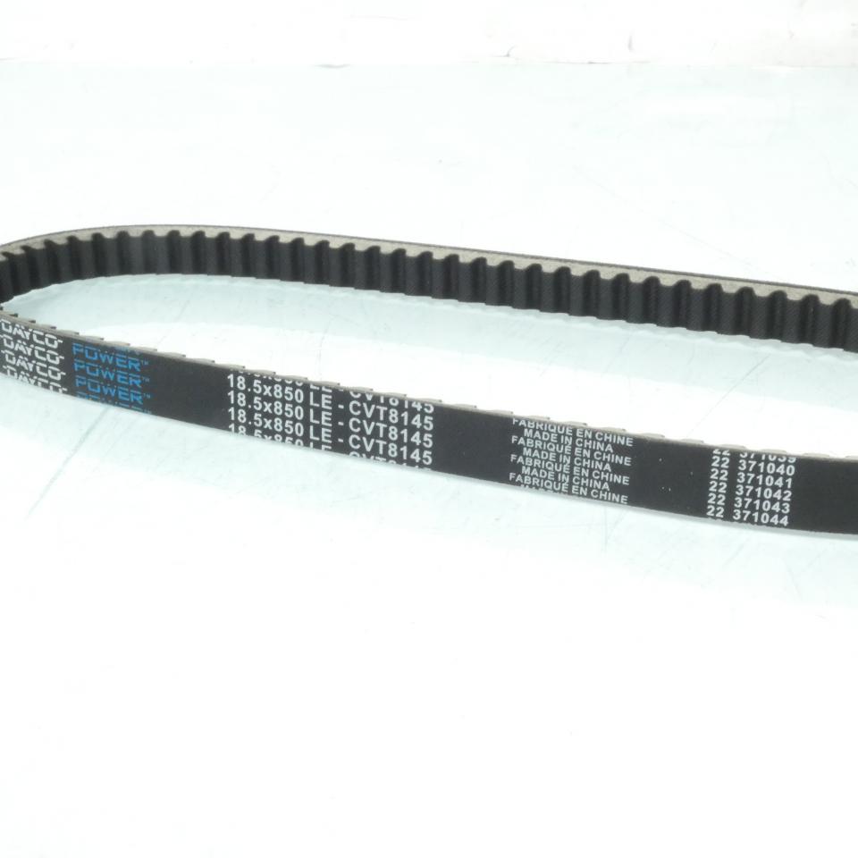 Courroie de transmission Dayco pour scooter Peugeot 100 Looxor 2001 à 2005 CVT8145 Neuf