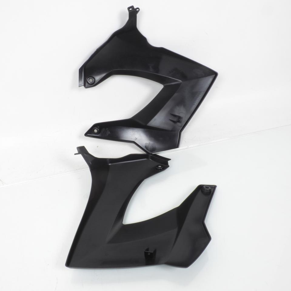 Écope de radiateur Générique pour moto Derbi 50 Senda R paire noir brillant Neuf