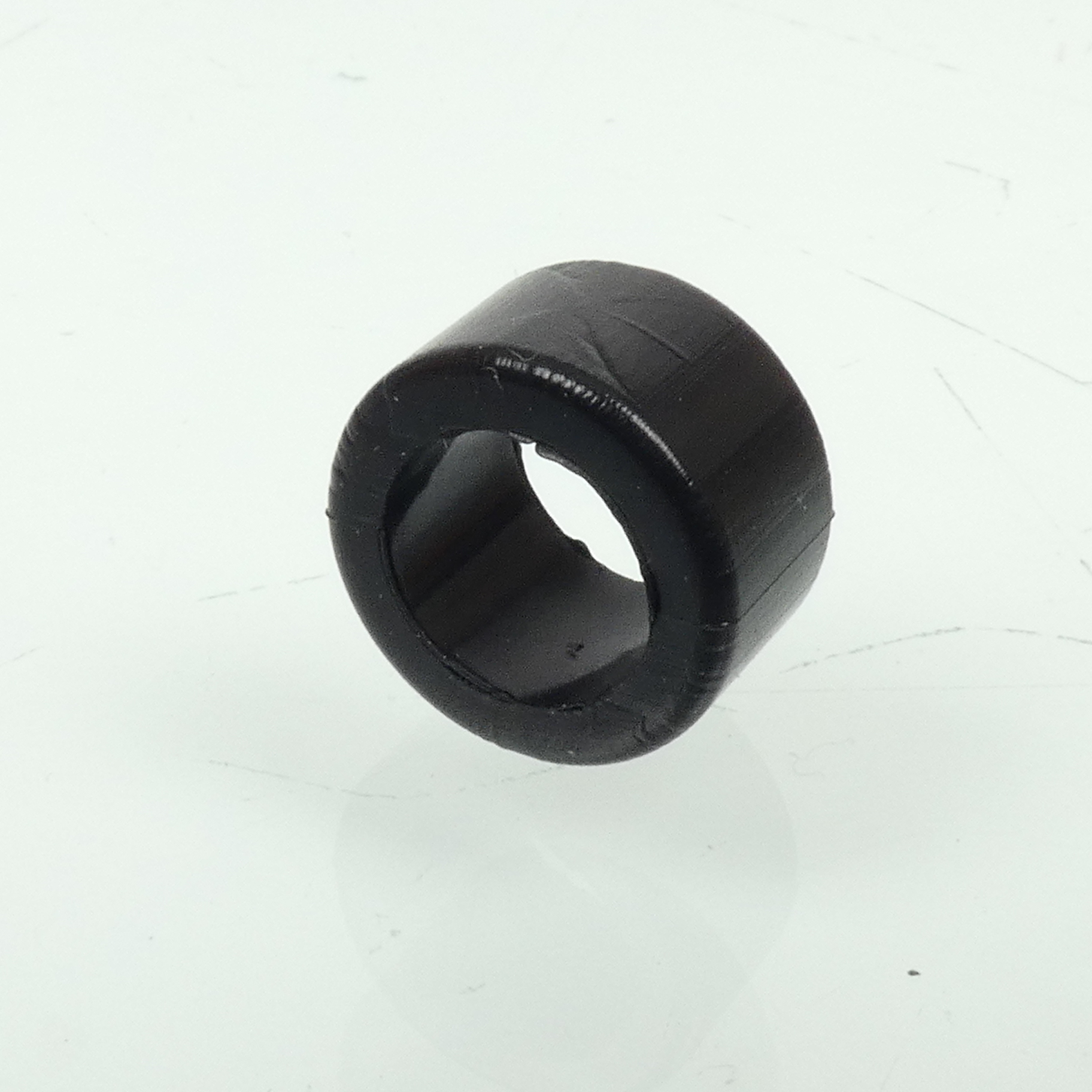 Passe câble RMS pour scooter Piaggio 50 Vespa 1967 à 1982 Ø8x12x6.8mm Neuf