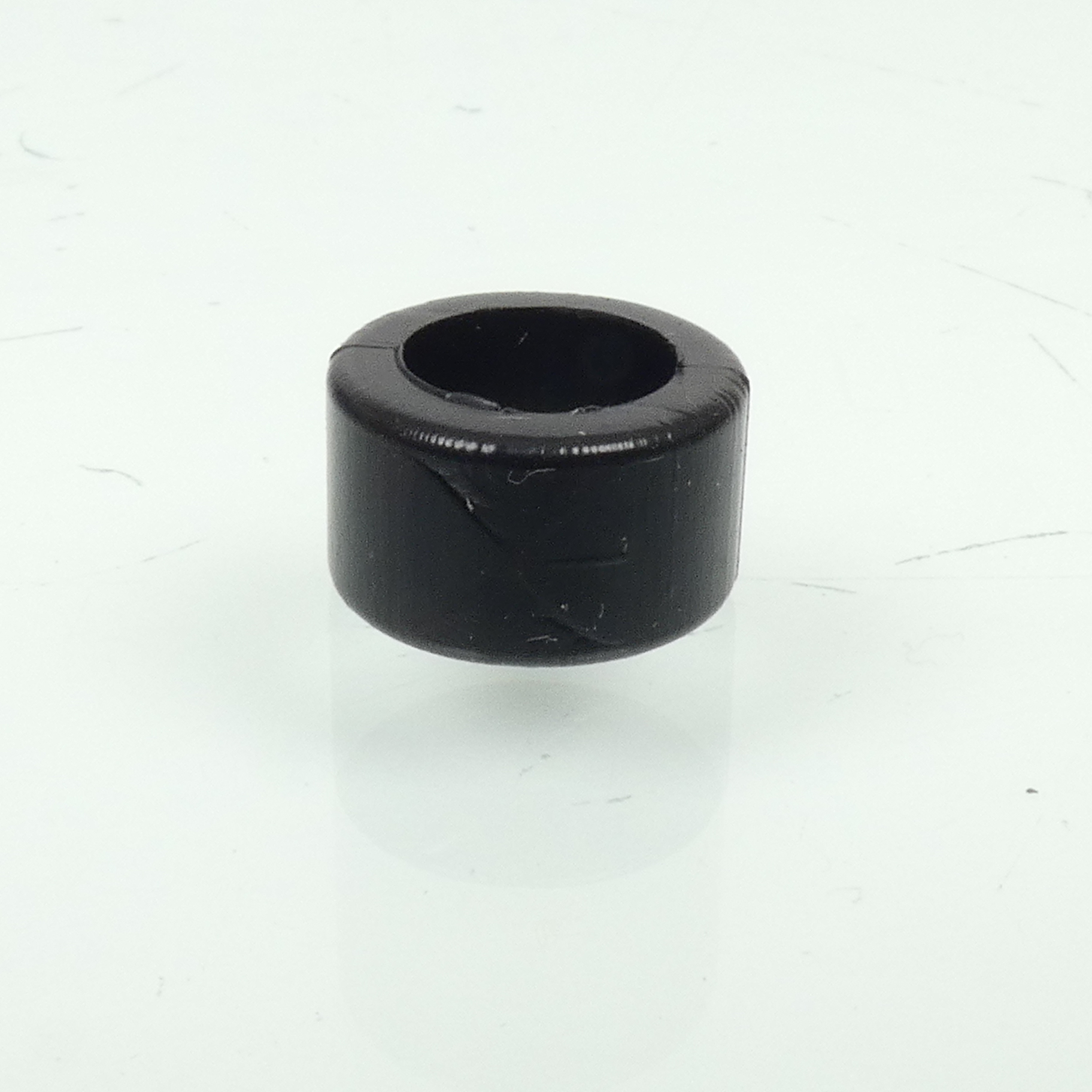 Passe câble RMS pour scooter Piaggio 50 Vespa 1967 à 1982 Ø8x12x6.8mm Neuf