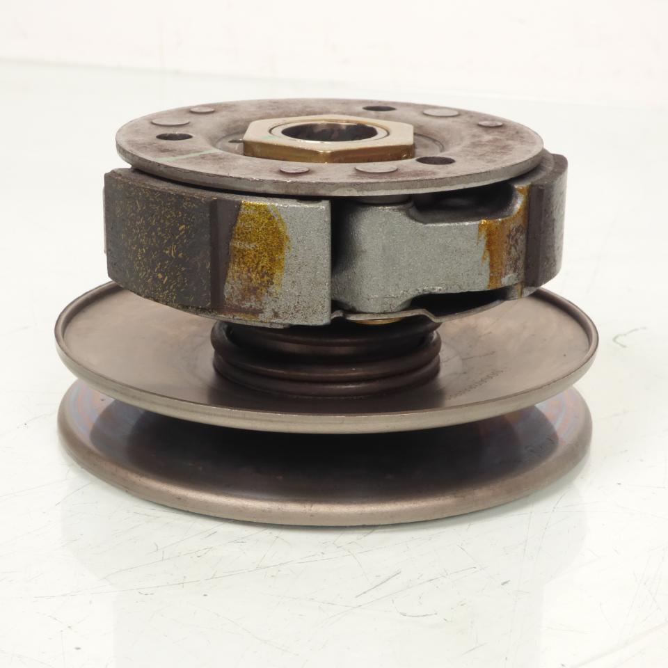 Embrayage pour scooter Derbi 50 Atlantis EMH050 00G02602051 00G03601891 Occasion