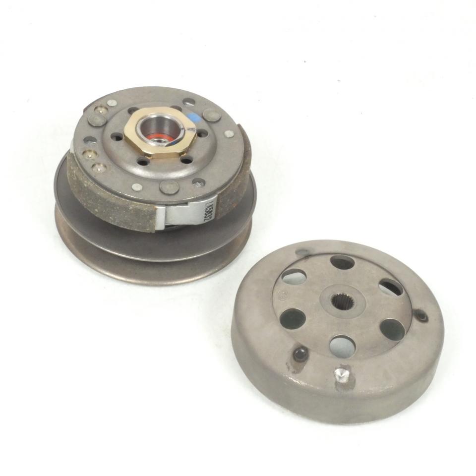 Embrayage pour mobylette Peugeot 50 103 FOX 2002 à 2005 PM TA1 744770 Neuf
