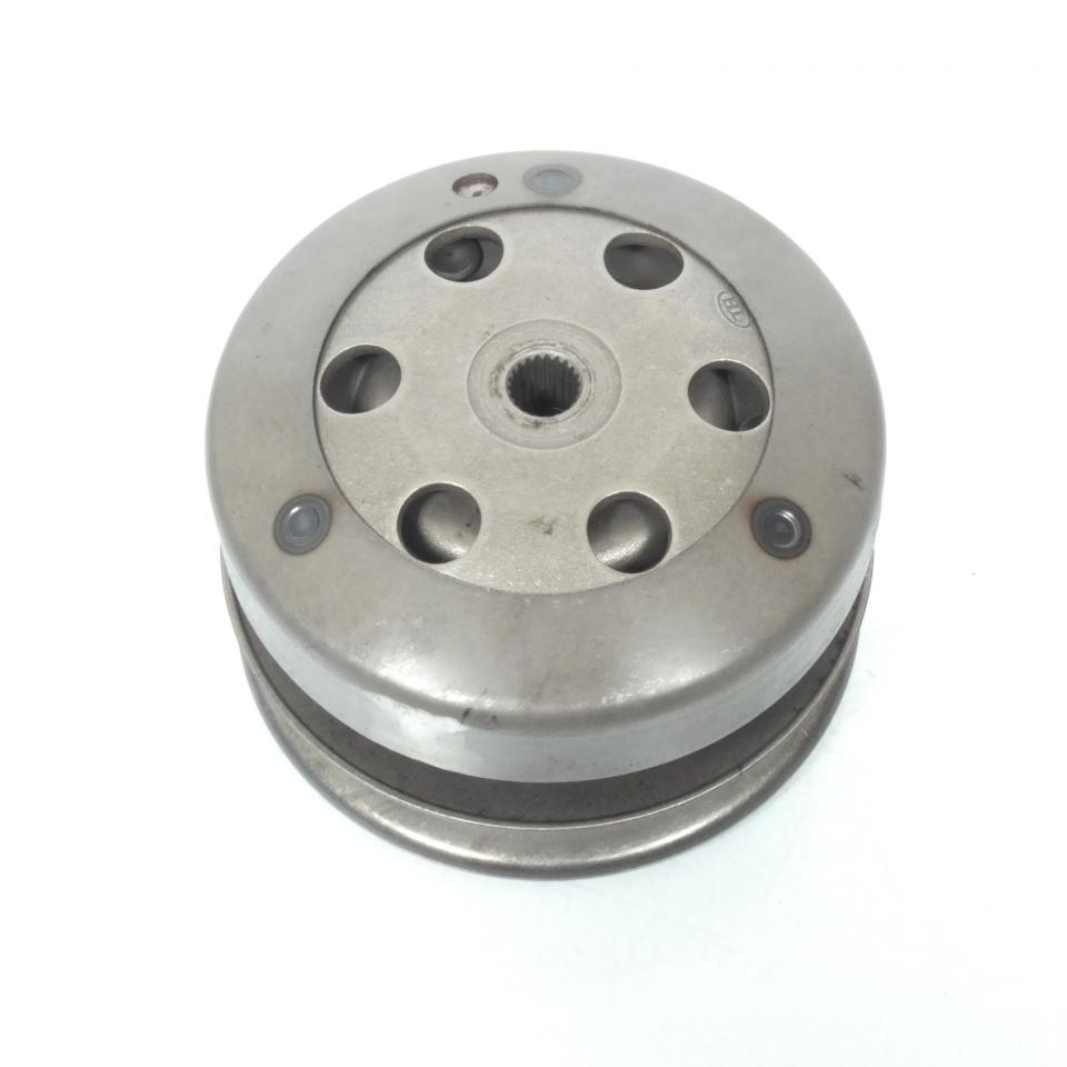Embrayage origine pour Scooter Peugeot 50 KISBEE 2T EFI 2018 à 2020 VGAK1AEJA Occasion