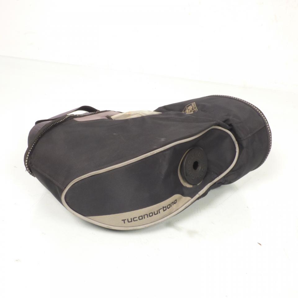 Accessoire Tucano Urbano pour Scooter Suzuki 125 Burgman 2007 à 2020 Occasion