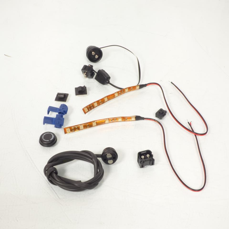 Kit feu stop additionnel à LED 12V GIVI E135 pour top case moto V47 / V47NT Neuf