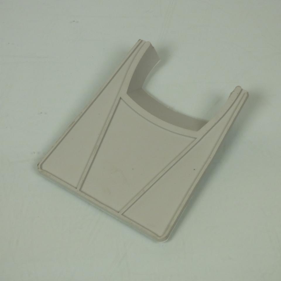 Bavette garde boue avant grise pour mobylette Peugeot 103 avec logo Peugeot Neuf