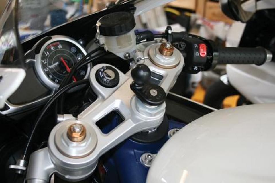 Accessoire Générique pour Moto Yamaha 600 R6 2003 à 2013 RAM-B342U Neuf