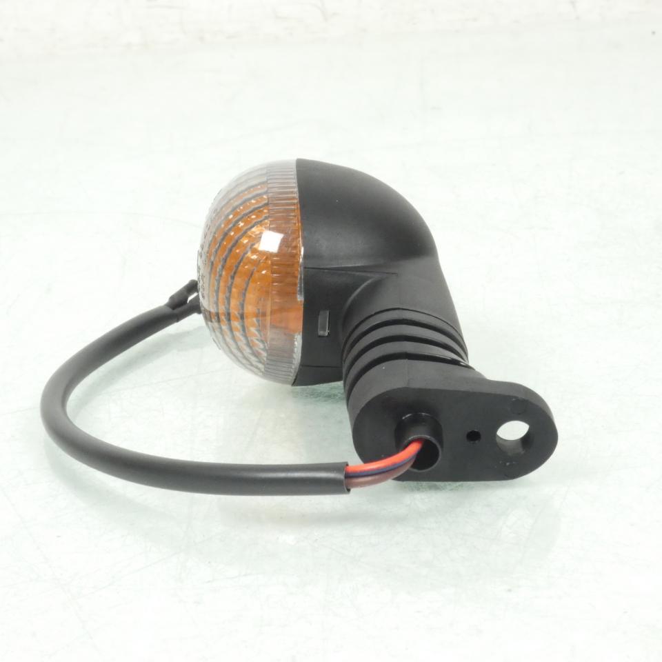 Clignotant AVD ou ARG pour moto Rieju 50 MRT 2009 à 2020 0/000.150.2100 Neuf