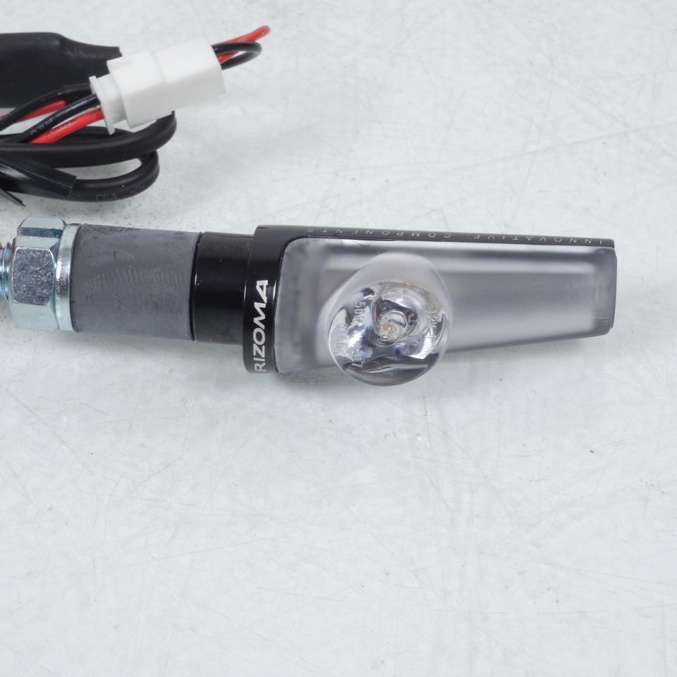 Clignotant Led universel Noir FR023B TRACK 77 à l'unité Rizoma pour moto Neuf