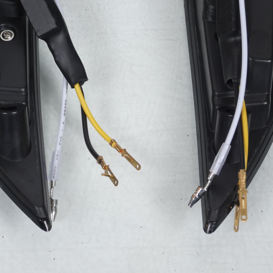 Paire Clignotant Avant Led Séquentiel Fumé Aplus pour scooter Piaggio ZIP Neuf