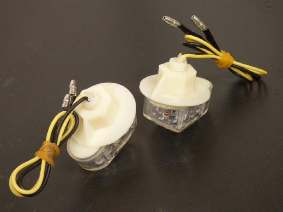 Paire de petit clignotant à LED pour moto Yamaha 011-1 Neuf