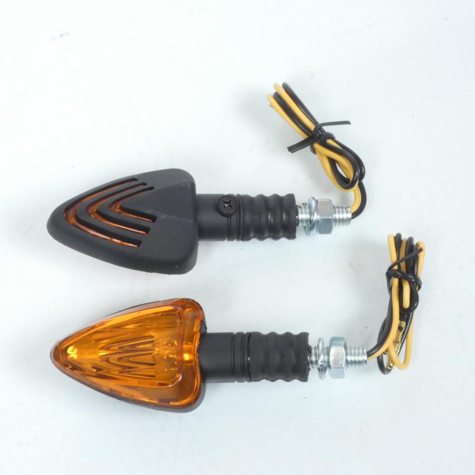 Clignotant adaptable Replay triangle noir 12V 10W pour moto 50 à boite cyclo