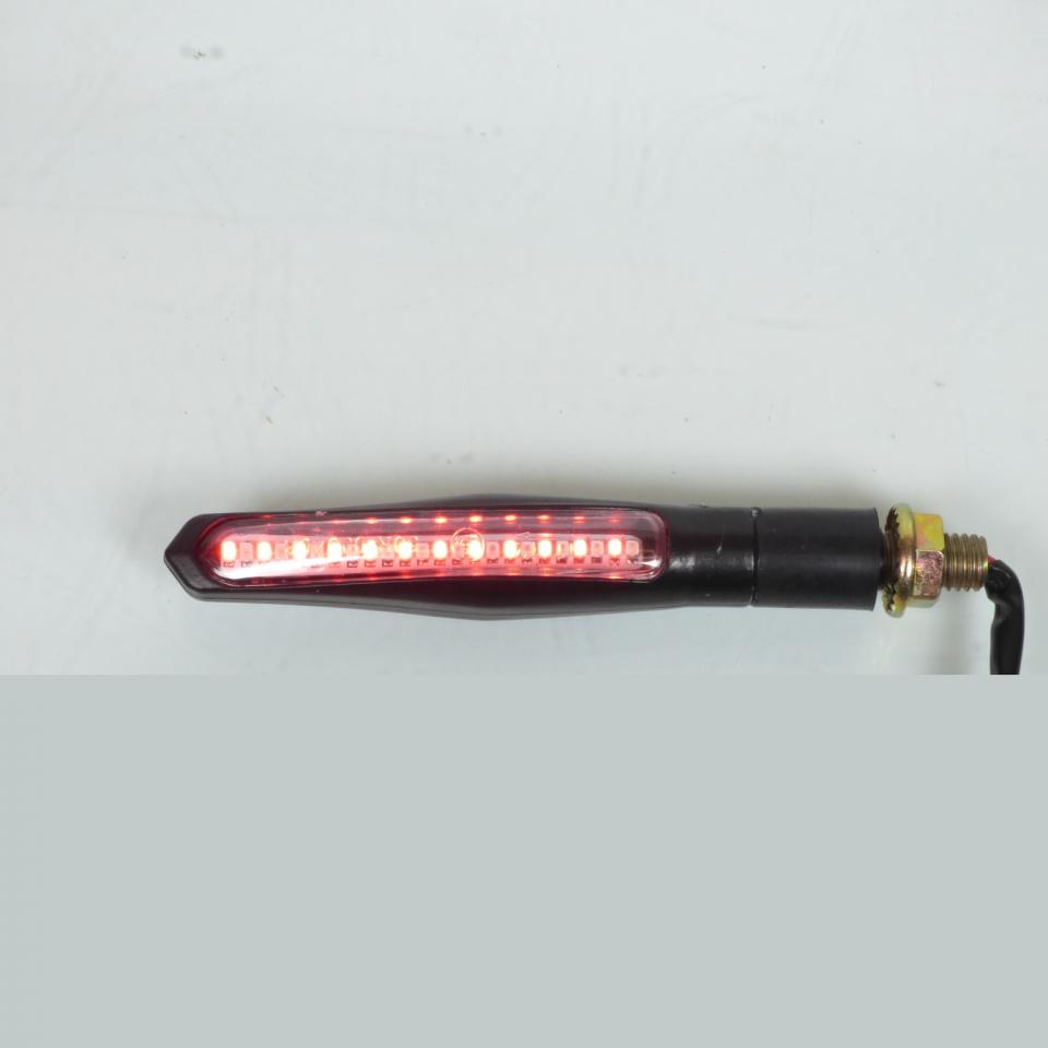 Clignotant arrière séquentiel + feu stop à LED OPM Texas pour moto bobber café racer