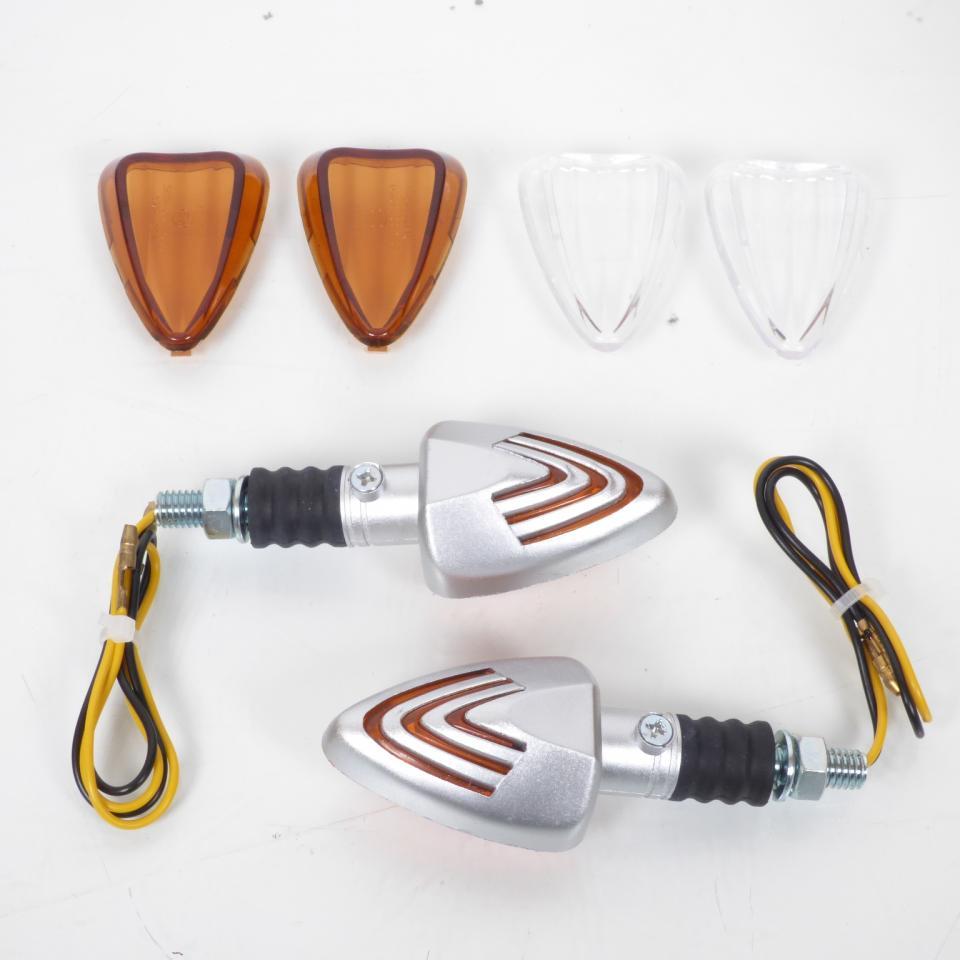 Paire de clignotant Chaft coloris argent avec rappel arrière IN 719 pour moto scooter