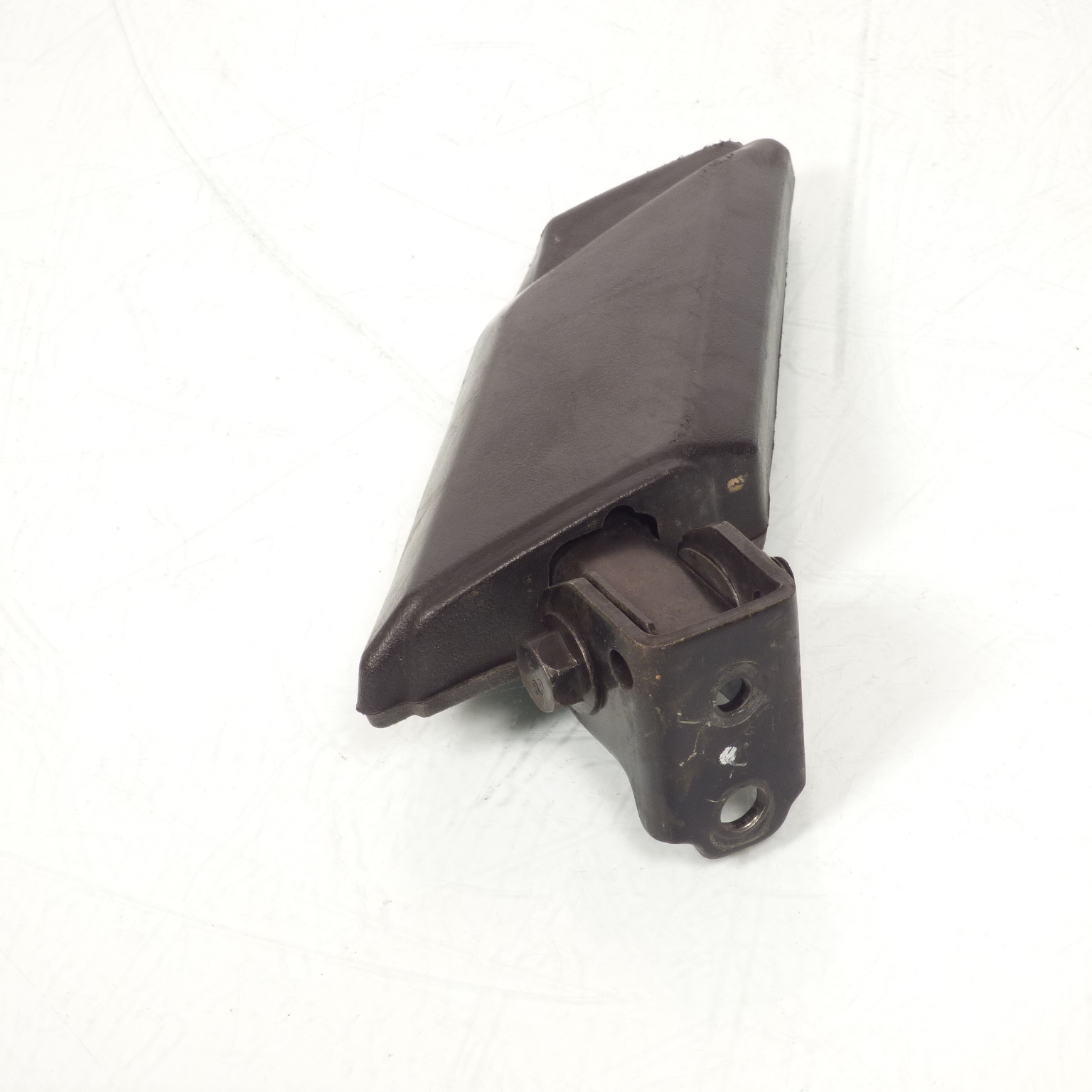 Cale pied origine pour scooter Peugeot 50 Kisbee 4T Occasion