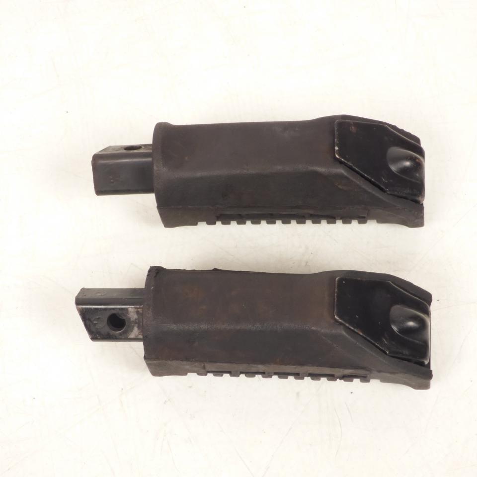 Paire de cale pied origine pour moto fixation 16mm Ø6mm Occasion