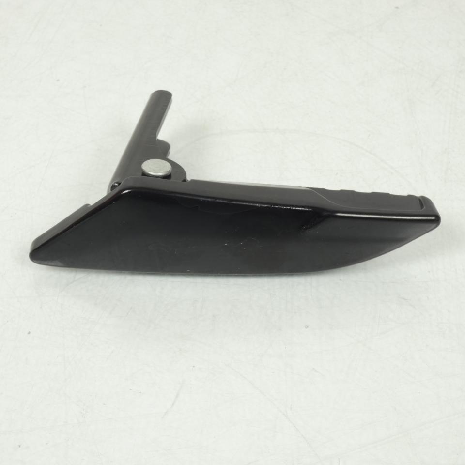 Cale pied passager droit pour scooter Piaggio 50 Typhoon 2018-2020 1B001787400NT