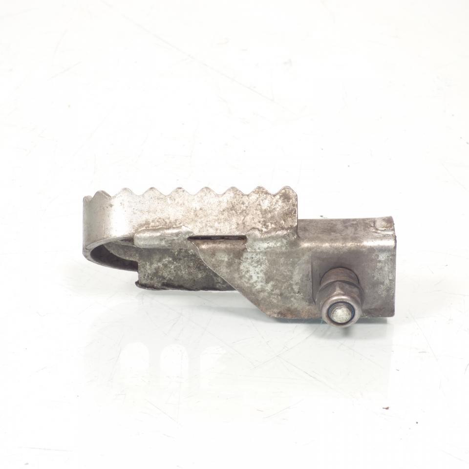 Cale pied pilote gauche origine pour moto Derbi 50 fixation 23mm Ø8mm Occasion